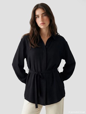 LC Waikiki Lcw Modest Siyah Beli Kuşaklı Oversize Kadın Gömlek Tunik