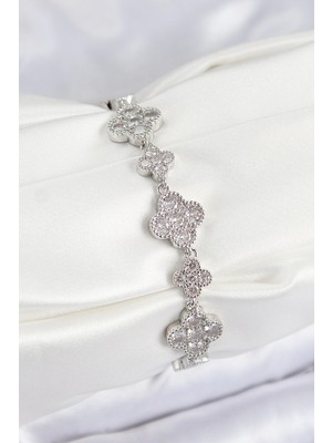 Uravas Store Pirinç Zirkon Taşlı Yonca Model Gümüş Renk Vip Seri Kadın Bileklik