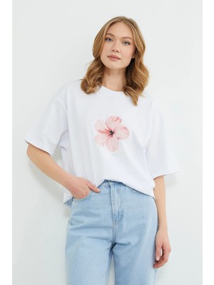 FullaModa Hibiscus Çiçeği Baskılı Oversize Tişört