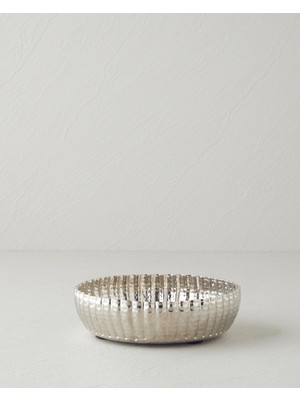 English Home Regina Metal Dekoratif Tabak 15 x 15 x 4.5 cm Silver