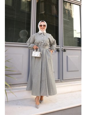 Tesettür Diyarı Bağlama Detaylı Çizgili Tesettür Elbise- Haki