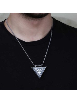 Inure Jewelry Gümüş Üçgen Içi Açılabilen Çiçek Muskalık Kolye