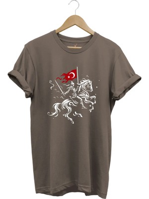 Widi Unisex Ay Yıldız Türk Bayraklı Atlı Savaşçı Tasarım Baskılı %100 Pamuk Bisiklet Yaka Basic T-Shirt