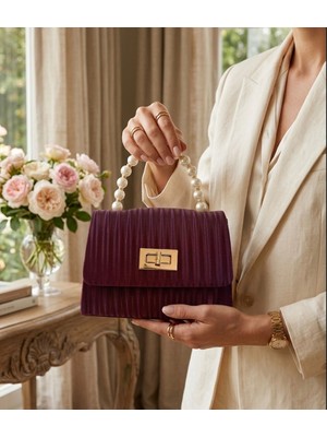 Addy Bordo Çizgili Desenli Incili Gold Zincir Askılı Portföy Omuz ve El Çantası E18 B12