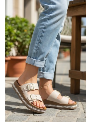 Polen Gün Boyu Konfor: Anatomik Tabanlı ve Ayarlanabilir Tokalı Günlük Kadın Sandalet