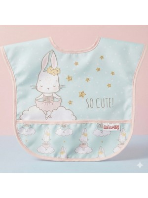 Tavşan Figürlü Sıvı Geçirmez Kolsuz Mama Önlüğü