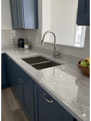 Doori Avrupa Gri Mermer Desenli Mutfak Tezgah Üstü Fayans Kaplama Yapışkanlı Folyo 5 Metre