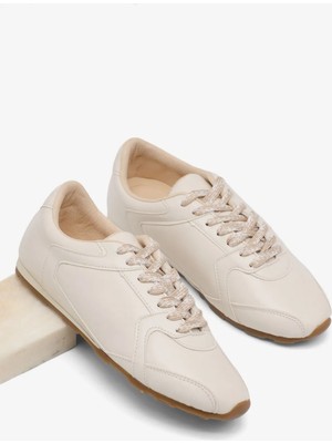 Tonny Black Kadın Bej Cilt Kauçuk Taban Nefes Alabilen Bağcıklı Sneaker