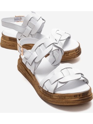Luvi Elvoro Beyaz Hakiki Deri Örgü Bantlı Kadın Sandalet