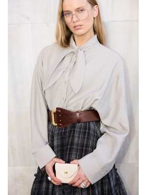 Emnora Fular Yaka Gömlek Taş