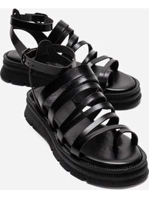 Luvi Elsa Siyah Hakiki Deri Çok Bantlı Kadın Parmak Arası Sandalet