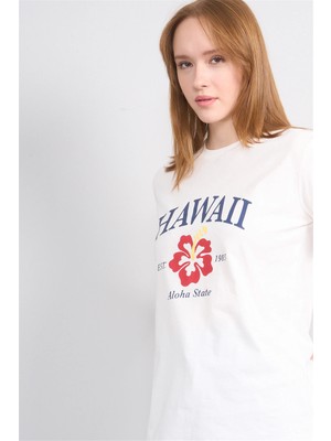 Çetinkaya Fithit 8868 Bayan Bisiklet Yaka Regular Baskılı T-Shirt Krem