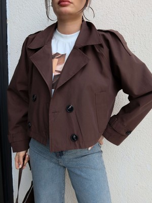 Esra Helvacı Kruvaze Yaka Apoletli Kısa Trench