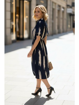 Mossta Kısa Kollu Yarı Balıkçı Yaka Midi Elbise - Lacivert