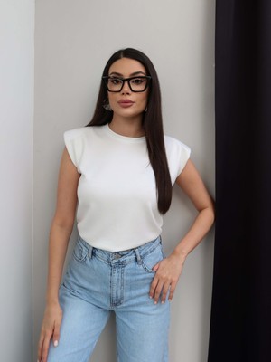 Esra Helvacı Sıfır Kol Vatkalı Basic Tshirt