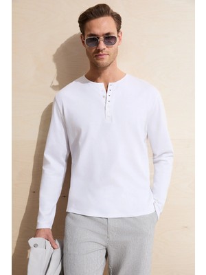 Grimelange BOHINJ Erkek Yumuşak Ve Organik Pamuklu Hakim Yaka Düğmeli Uzun Kollu Beyaz T-Shirt