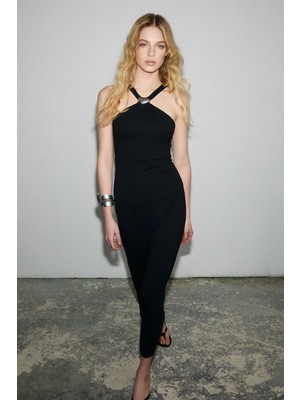 Grimelange IESSIA Kadın Yumuşak Ve Esnek Kumaşlı Toka Detaylı Vucuda Oturan Siyah Elbise