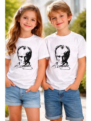 Universal Atatürk Baskılı Tişört Beyaz
