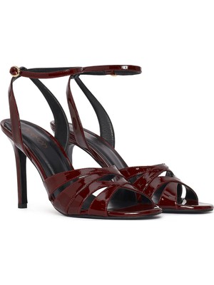 Derimod Kadın Bordo Bilekten Tokalı Yüksek Ince Topuklu Rugan Deri Sandalet 26SFD161616