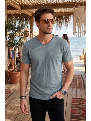 Buratti Pamuklu Slim Fit V Yaka T Shirt Erkek T Shirt 5902719
