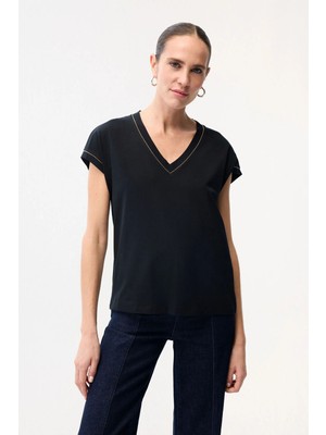 adL Yakası Taşlı T-shirt Siyah 17545242001