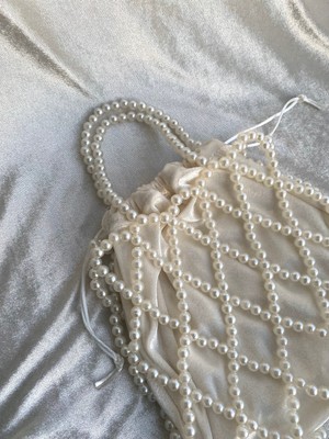 Inci Boncuklu Saten Büzgü Detaylı El Yapımı El Çantası