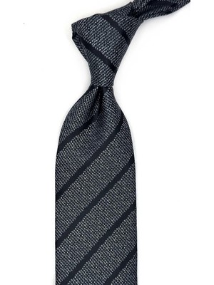 Kravatkolik Siyah - Beyaz Çizgi Desen Mendilli Klasik Kravat KK13505