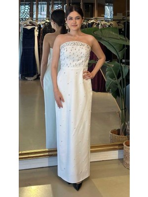 Abiyeniall Beyaz Straplez Yaka Düz Kesim  Krep Uzun Abiye Elbise 11210-01