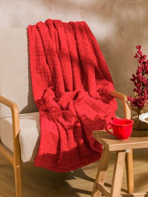 LC Waikiki Kirmizi Tomurcuk Desenli Tv Battaniyesi 100X150