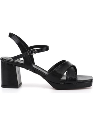 Gönderi(r) Kadın Siyah  Bilekten Bağlı Platform Topuklu Sandalet