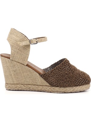 Gönderi(r) Kadın Kahverengi  Hasır Örgü Dolgu Topuklu Sandalet