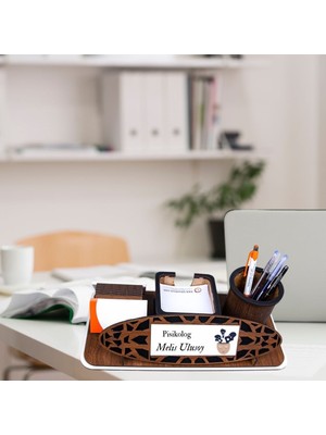 Hediye Vakti Kişiye Özel Psikolog Masa Isimliği | Modern Ahşap Masaüstü Organizer ve Kalemlik