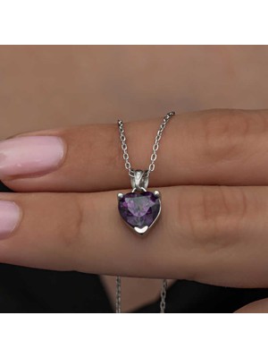 Uravas Store 925 Ayar Gümüş Mor Taşlı Kalpli Kadın Kolye T8322 (1177)