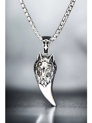 Ak Store Silver Erkek Kurt Dişi Üzerine Bozkurt Işleme Figürlü K-102 Paslanmaz Kromix Çelik Gümüş Kaplama Kolye Madalyon