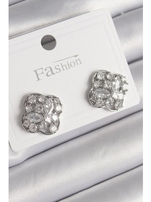 Uravas Store Pirinç Gümüş Renk Zirkon Taşlı Yonca Model Kadın Küpe