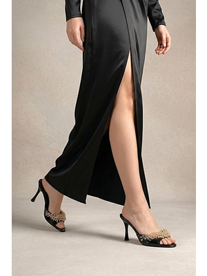 Gökhan Talay Lucine Esnek Yumuşak Kaymaz Taban (8 Cm) Siyah Rugan El Yapımı Altın Boncuk Detaylı Kadın Topuklu Terlik