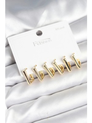 Uravas Store Gold Renk Kare Model Pirinç 925 Ayar Gümüş Çivili Kadın Küpe Seti