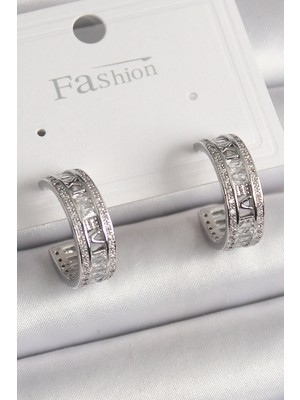 Uravas Store Pirinç Gümüş Renk Zirkon Taşlı Işleme Detay Halka Model Kadın Küpe