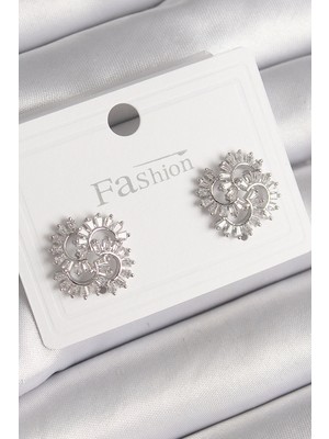 Uravas Store Pirinç Gümüş Renk Zirkon Taşlı Yonca Model Kadın Küpe