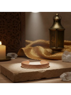 Home Özel Tasarım Petek Desenli Saf Bakır Bileklik - Ayarlanabilir Kelepçe