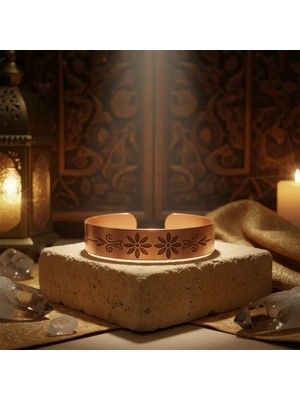 Home Zarif El Işçiliği Bakır Kelepçe Bilezik - Otantik Çiçek Motifli