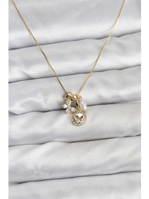 Uravas Store Gold Renk Pirinç Charmlı Kadın Kolye