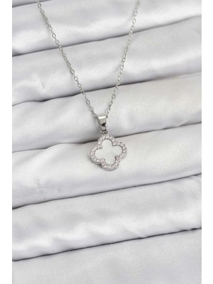Uravas Store Çelik Zincir Gümüş Renk Sedefli Yonca Kadın Kolye