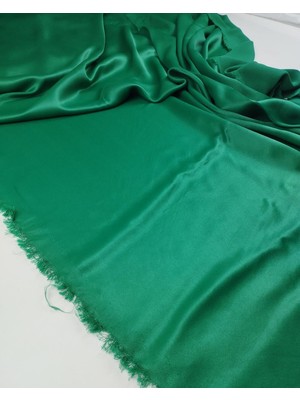 Kumaş Parça Koyu Yeşil Renkte Saten Viskon Kumaş 125X190CM
