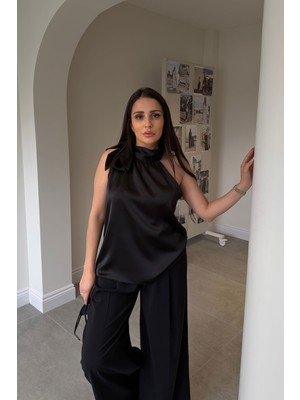 Magarde Premium Boyundan Bağlamalı Saten Bluz- Siyah