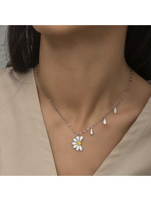 Inure Jewelry Gümüş Papatya Seviyor Sevmiyor Bayan Kolye