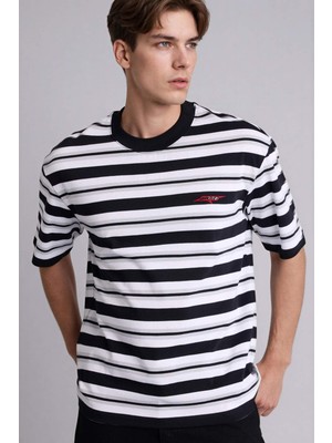 DeFacto Boxy Fit Çizgili Tişört H7281AX26SP