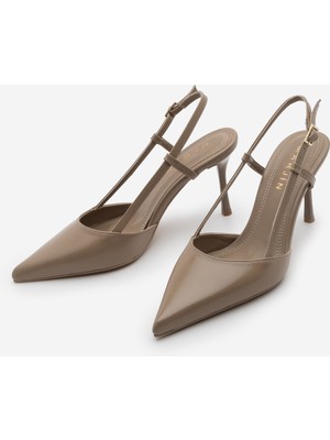 Marjin Kadın Stiletto Sivri Burun Arkası Açık Bilekten Bantlı Klasik Topuklu Ayakkabı Tandor Vizon