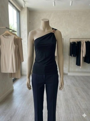 Asvellatrend Tek Omuz Detaylı Şık