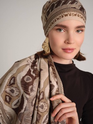 AYSHARA Sırlı Motifler Etnik Desenli Tek Taraflı Şal - Kahve Krem
